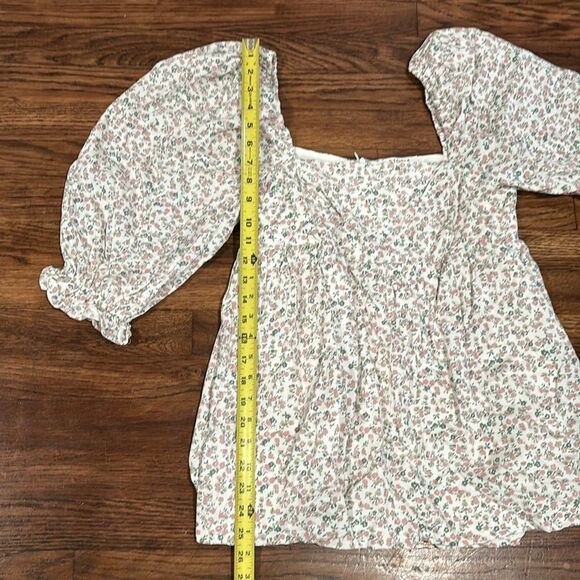 Storia Floral Print Babydoll Blouse Puff Sleeves Square Neckline Size Medium - Picture 9 of 9